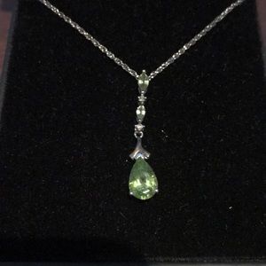 Green and gold necklace